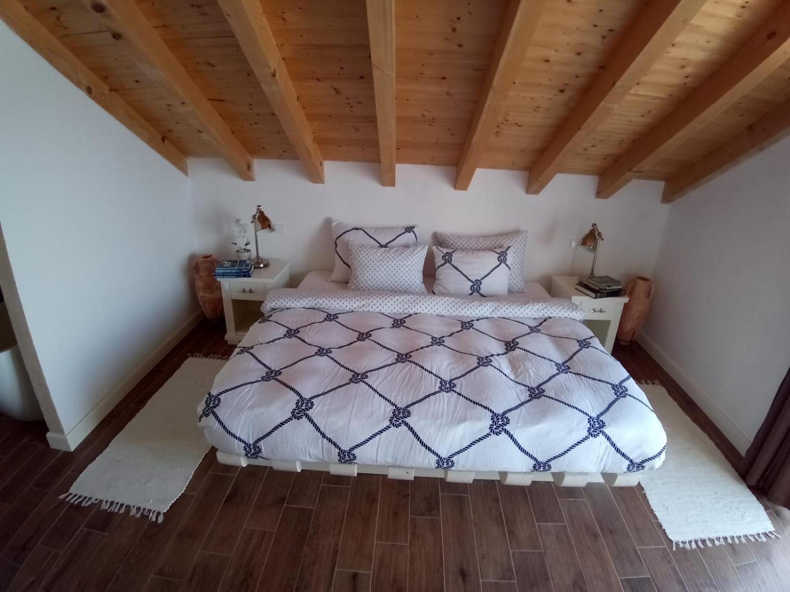 Captain'S Attic Racisce Ngoại thất bức ảnh
