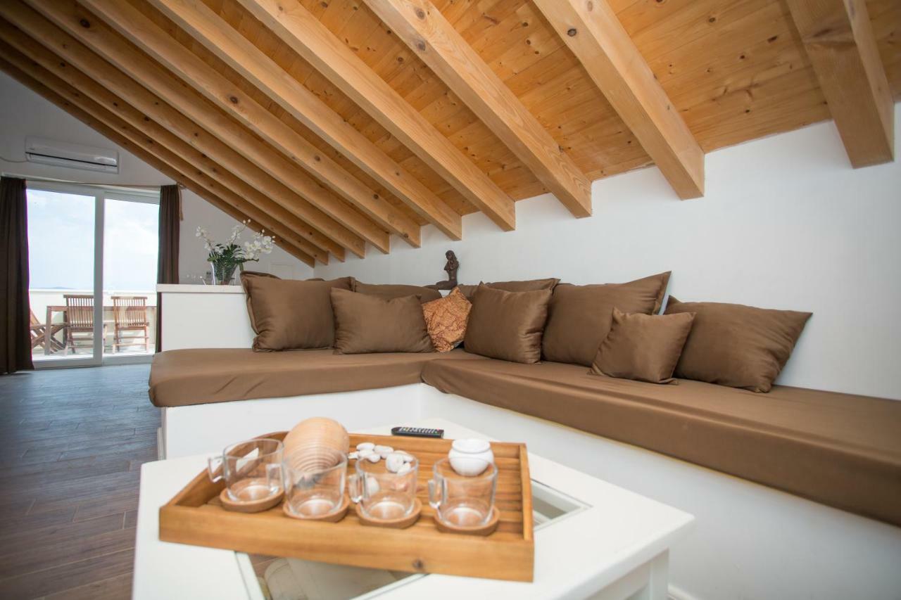 Captain'S Attic Racisce Ngoại thất bức ảnh